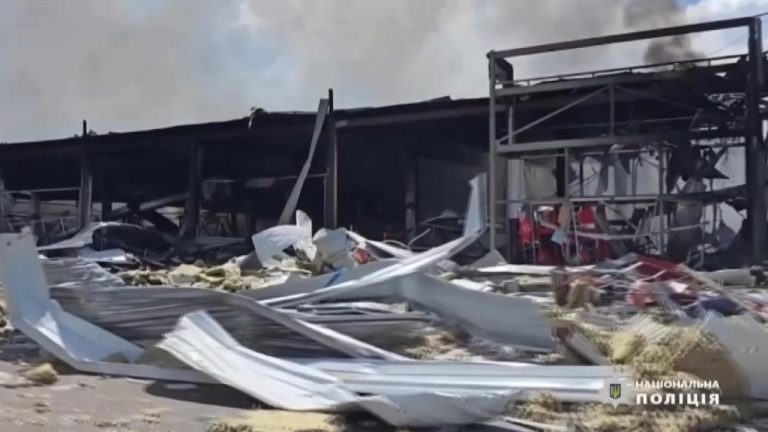 Rus ordusunun Konstantinivka süpermarketine saldırısı: en az 10 ölü