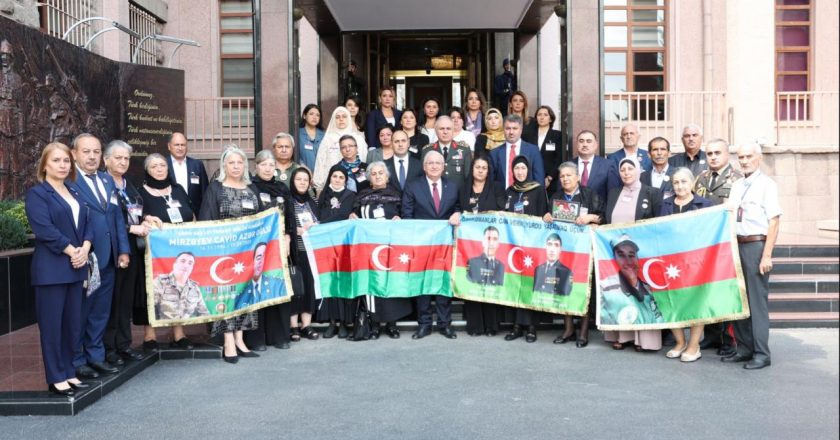 Bakan Güler, Karabağ şehitlerinin ailelerini ağırladı