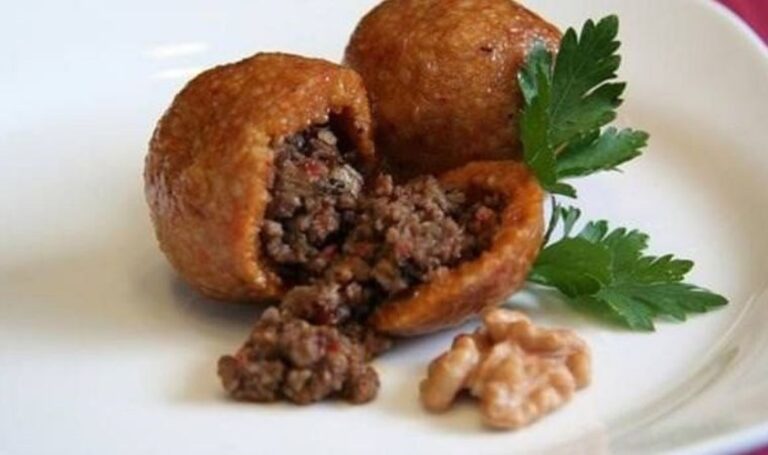 Akşam yemeğinin yanına yakışan yöresel bir lezzet: Muş köftesi tarifi – Son Dakika Gurme Haberleri