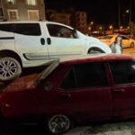 Hatay’da ilginç kaza! Satmak üzere olduğu park halindeki aracına hafif ticari araç çıktı, neye uğradığını şaşırdı