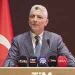 Bakan Bolat: Ticaretin yüzyılı için gençliğin yüzyılı şart