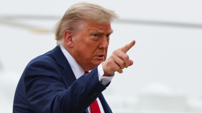 ABD Başkanı Trump’tan CNN ve New York Times’a tepki