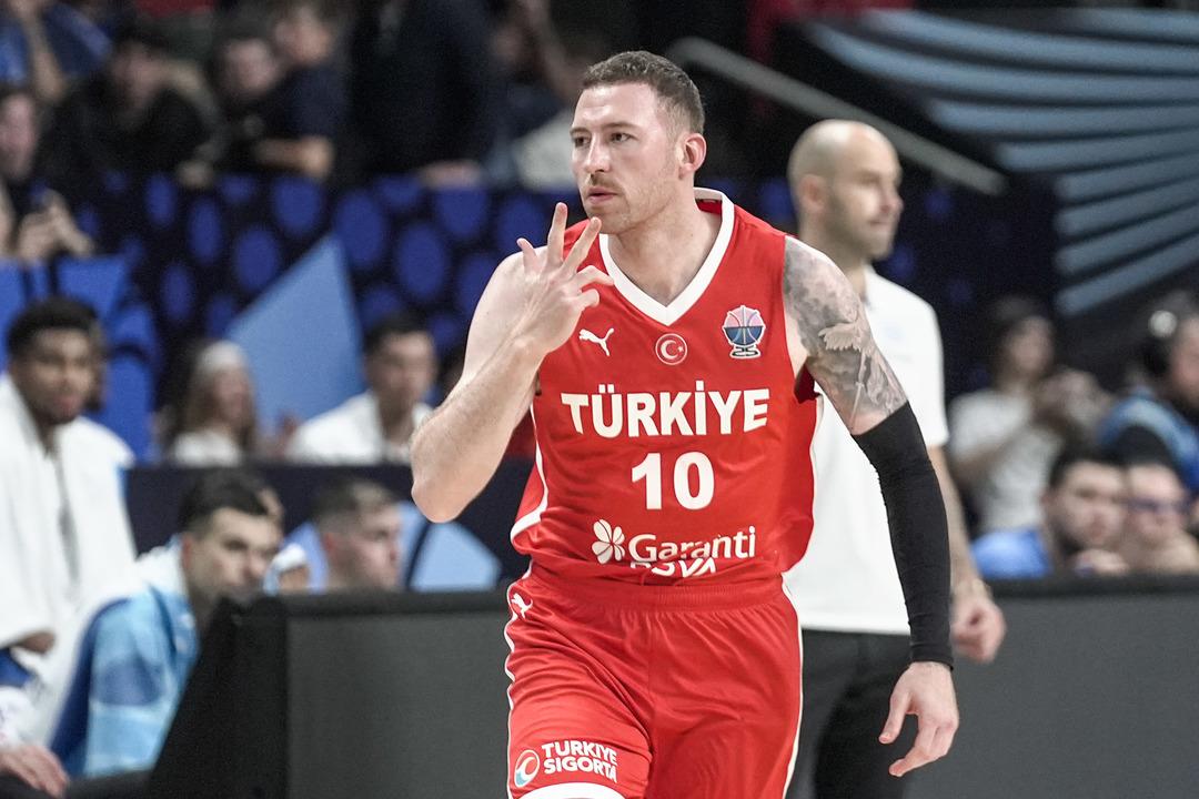 Yunan basında Yunanistan arayan 12 dev adam! Türkiye yenilmemek için bir tesadüf değil