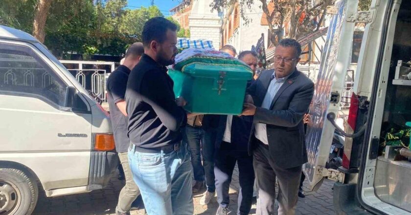 Emekli öğretmen Altan son yolculuğuna uğurlandı