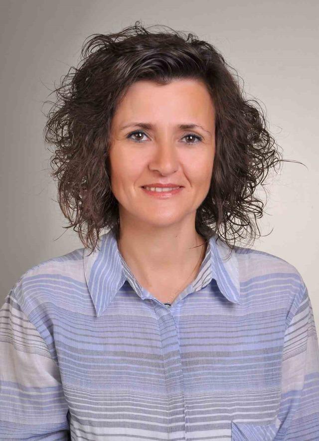 Emekli öğretmen Altan son yolculuğunda kovuldu