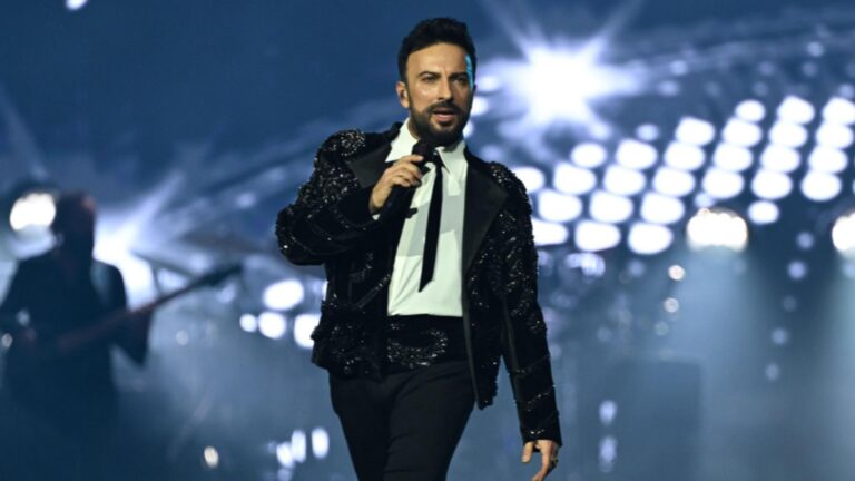Tarkan’ı tatilde izlemenin bedeli dudak uçuklattı! ‘Bir araba parası’